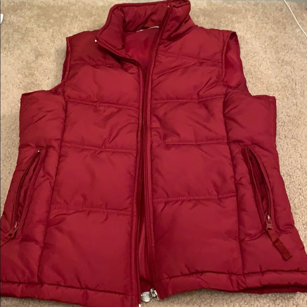 Red vest with Zip on hood